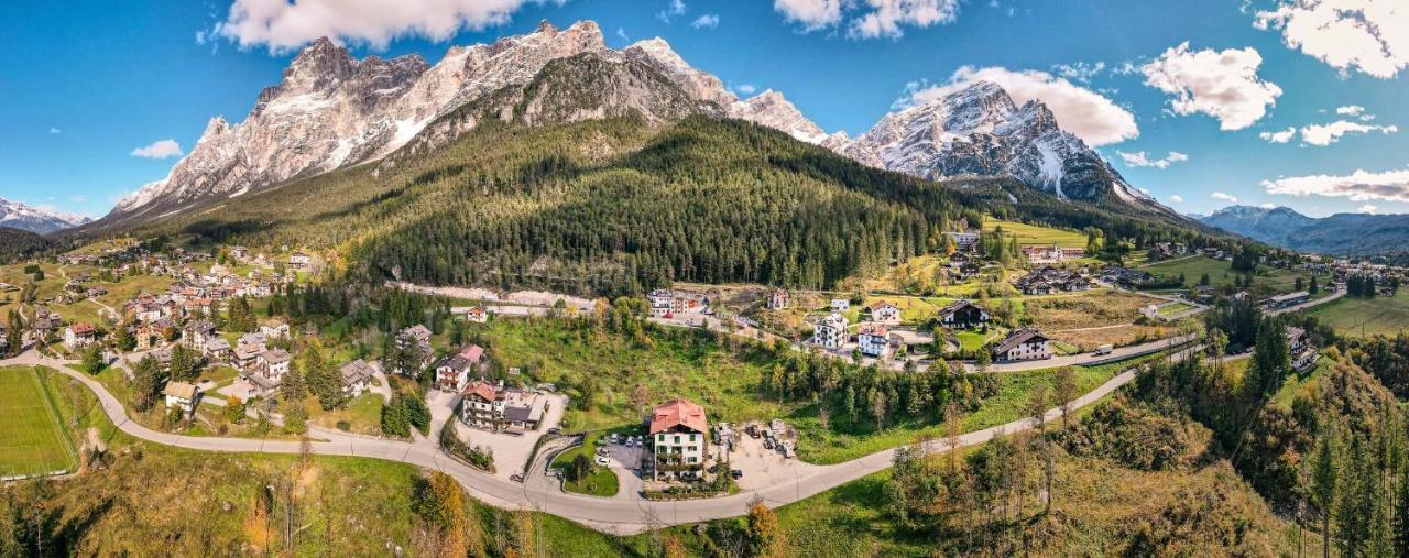 Locanda Montana San Vito di Cadore Exterior foto